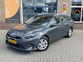 Kia Ceed (2023) thumbnail 4