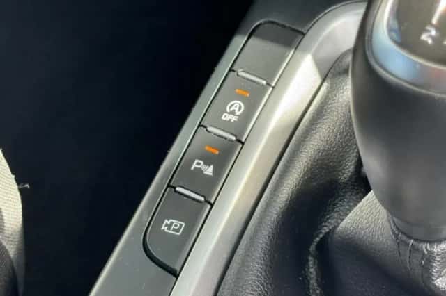 Kia Ceed (2023) thumbnail 32