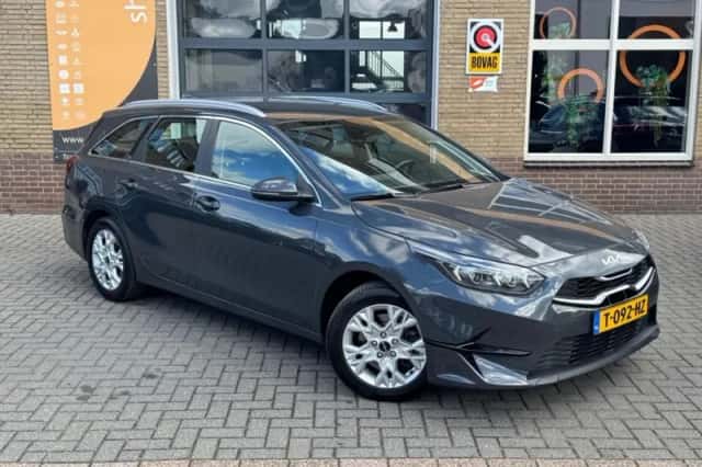 Kia Ceed (2023) thumbnail 48