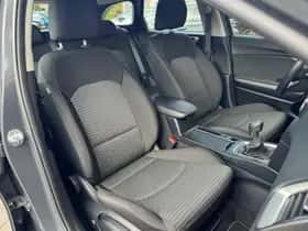Kia Ceed (2023) thumbnail 7