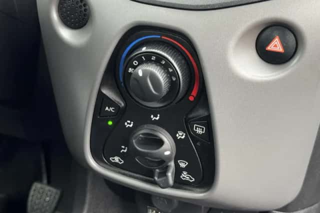 Peugeot 108 (2019) thumbnail 31