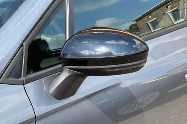 Renault Clio (2023) thumbnail 25