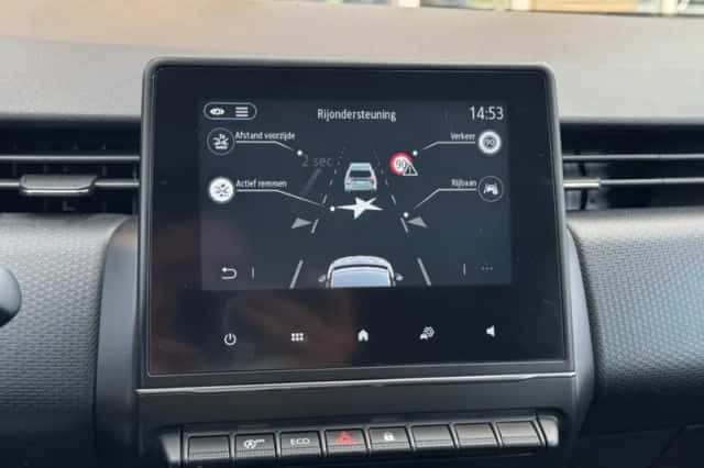 Renault Clio (2023) thumbnail 45