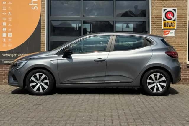 Renault Clio (2023) thumbnail 9