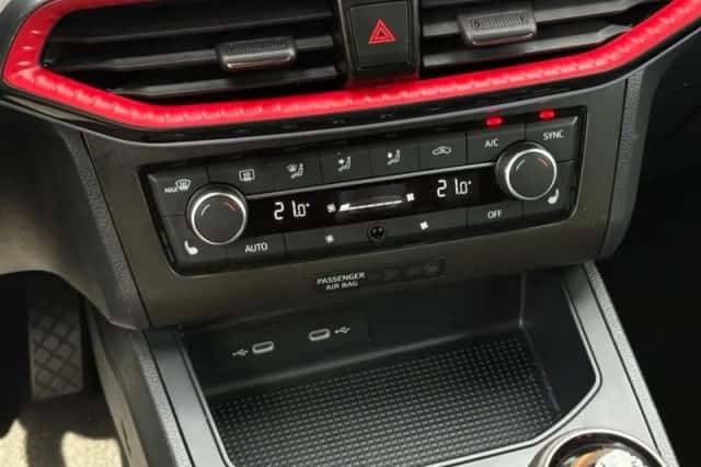 SEAT Ibiza (2023) thumbnail 40
