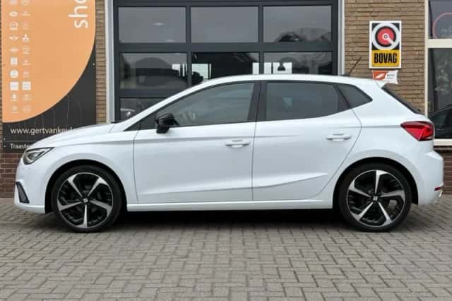 SEAT Ibiza (2023) thumbnail 7