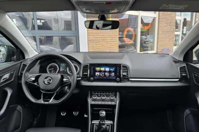 Škoda Karoq (2022) thumbnail 3