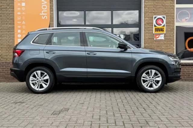 Škoda Karoq (2022) thumbnail 4