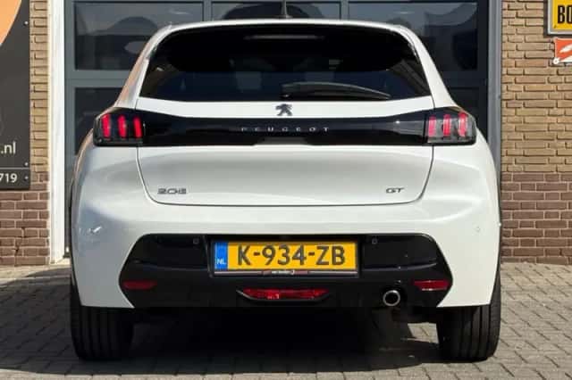 Peugeot 208 (2021) thumbnail 28