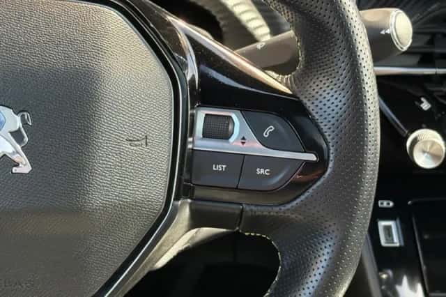 Peugeot 208 (2021) thumbnail 31