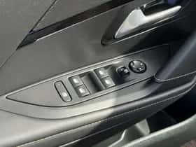 Peugeot 208 (2021) thumbnail 39
