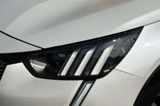 Peugeot 208 (2021) thumbnail 47