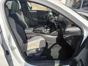 Peugeot 208 (2021) thumbnail 54