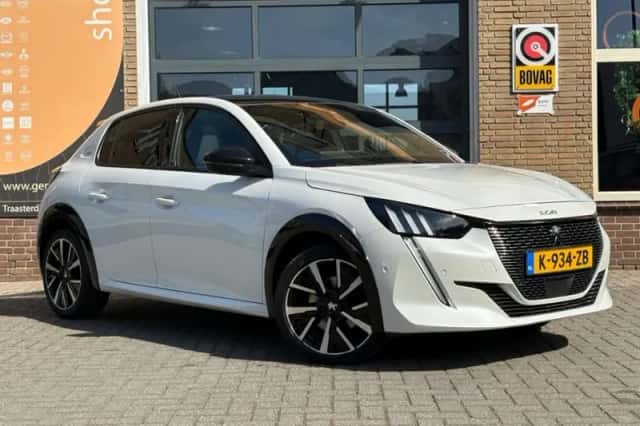 Peugeot 208 (2021) thumbnail 59