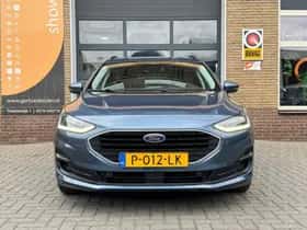 Ford Focus (2022) thumbnail 2