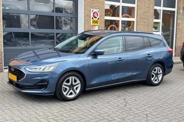 Ford Focus (2022) thumbnail 13