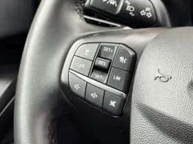 Ford Focus (2022) thumbnail 33