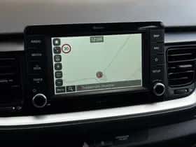 Kia Stonic (2019) thumbnail 24