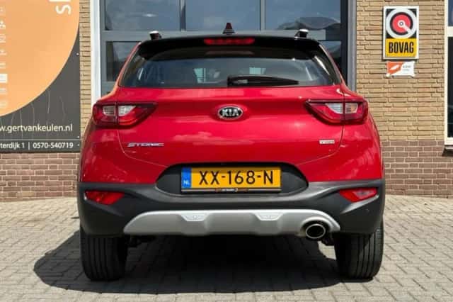 Kia Stonic (2019) thumbnail 31