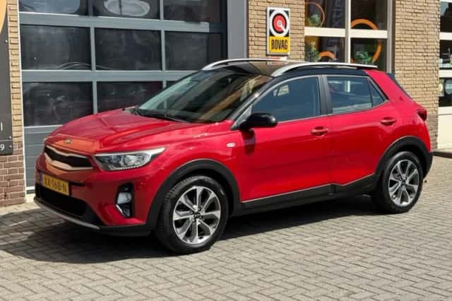 Kia Stonic (2019) thumbnail 36