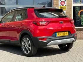 Kia Stonic (2019) thumbnail 38