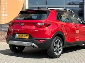 Kia Stonic (2019) thumbnail 40
