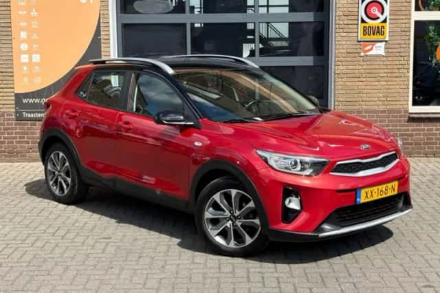 Kia Stonic (2019) thumbnail 45