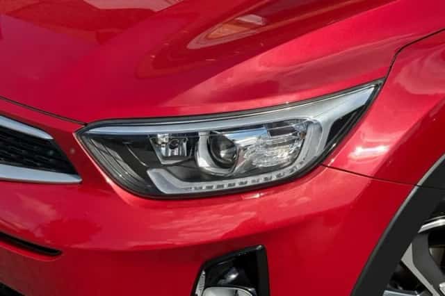 Kia Stonic (2019) thumbnail 49