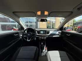 Kia Stonic (2019) thumbnail 51