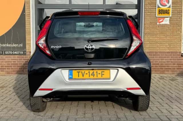 Toyota Aygo (2018) thumbnail 13
