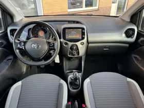 Toyota Aygo (2018) thumbnail 20