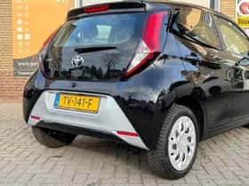 Toyota Aygo (2018) thumbnail 23
