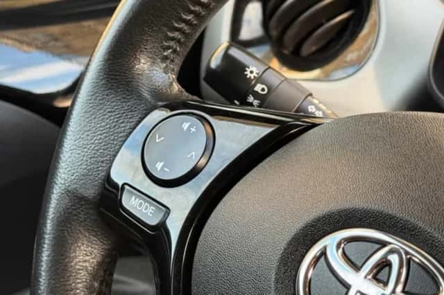 Toyota Aygo (2018) thumbnail 30