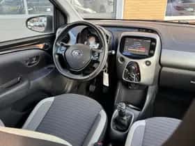 Toyota Aygo (2018) thumbnail 4