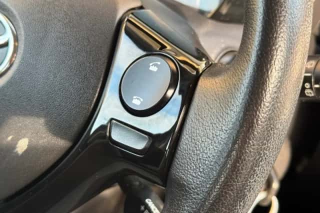 Toyota Aygo (2018) thumbnail 31