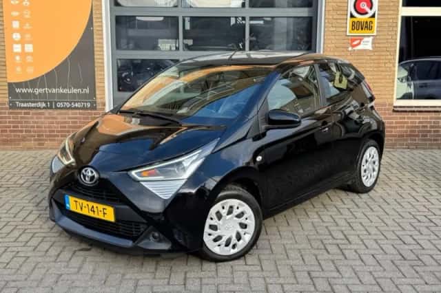 Toyota Aygo (2018) thumbnail 8