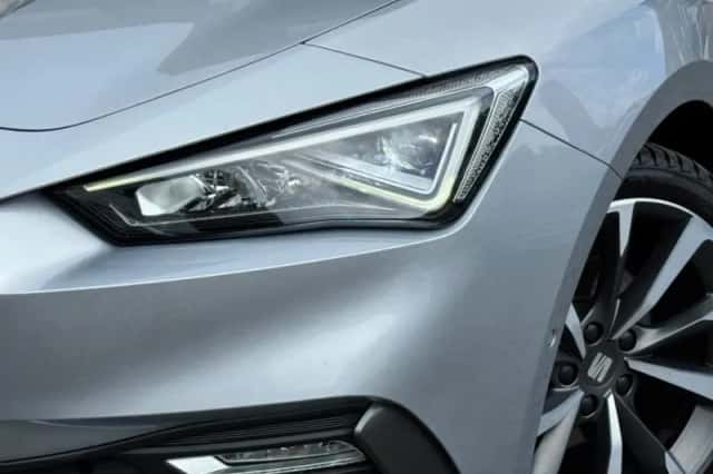 SEAT Leon (2021) thumbnail 11