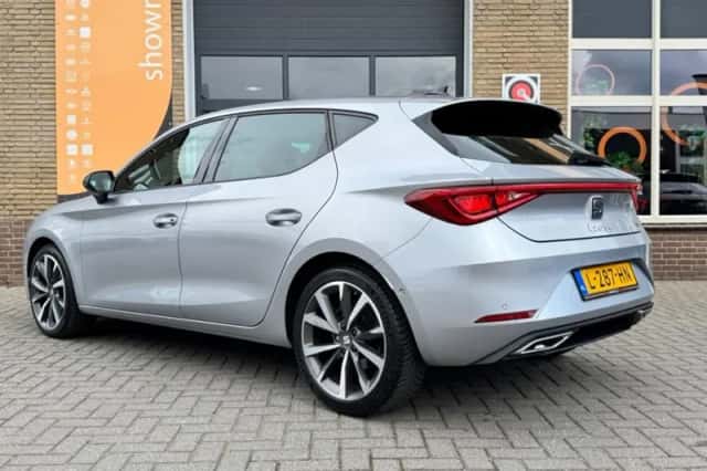 SEAT Leon (2021) thumbnail 14