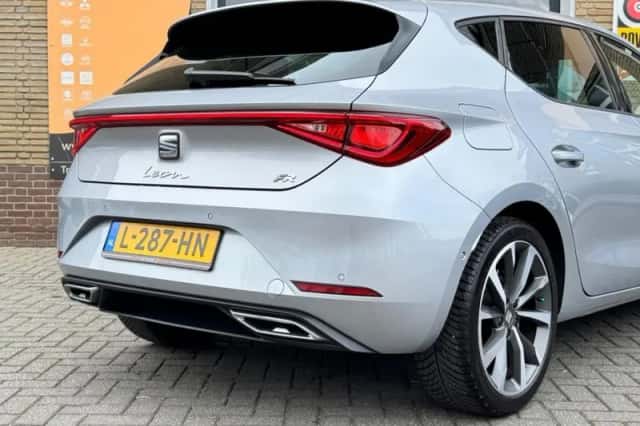 SEAT Leon (2021) thumbnail 21