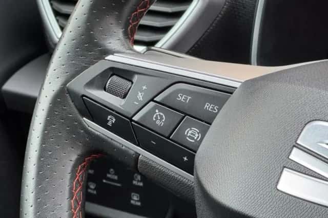 SEAT Leon (2021) thumbnail 34