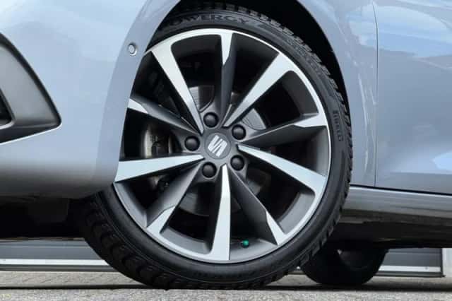 SEAT Leon (2021) thumbnail 6