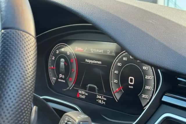 Audi A4 (2022) thumbnail 47