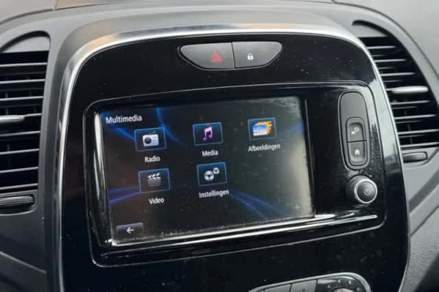 Renault Captur (2019) thumbnail 20