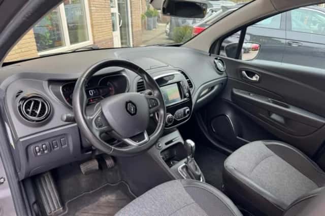 Renault Captur (2019) thumbnail 28