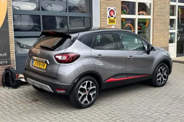 Renault Captur (2019) thumbnail 40