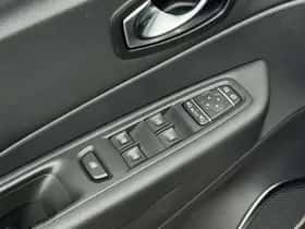 Renault Captur (2019) thumbnail 41