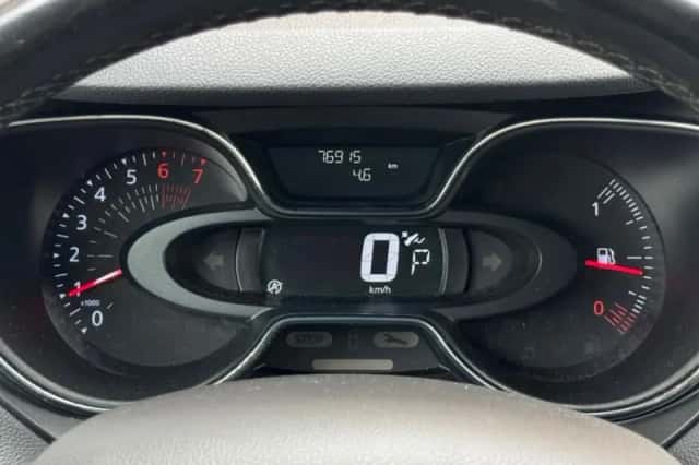 Renault Captur (2019) thumbnail 56