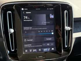 Volvo XC40 (2022) thumbnail 25