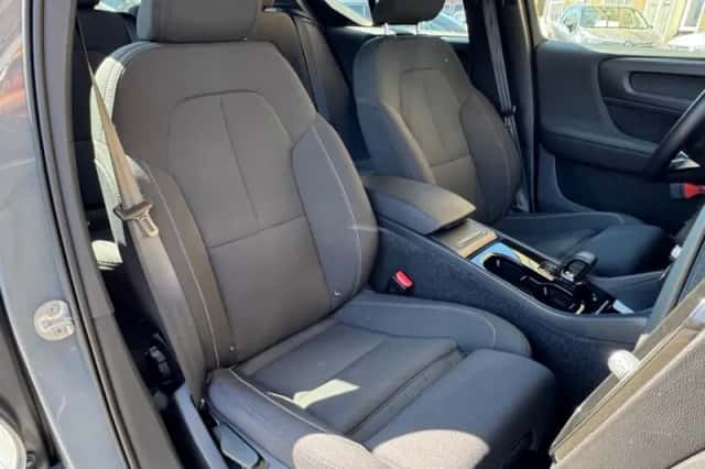 Volvo XC40 (2022) thumbnail 38