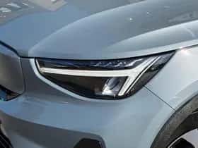 Volvo XC40 (2022) thumbnail 45
